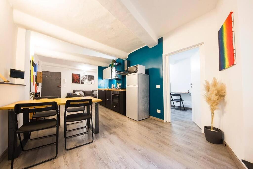 Midway Home, Nel Centro Storico Di Genova Экстерьер фото