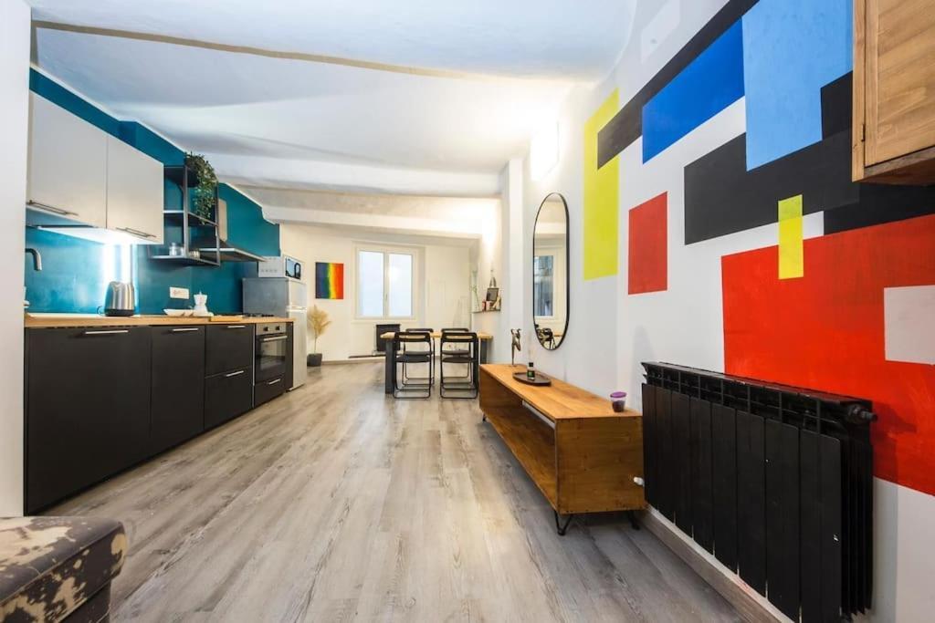 Midway Home, Nel Centro Storico Di Genova Экстерьер фото